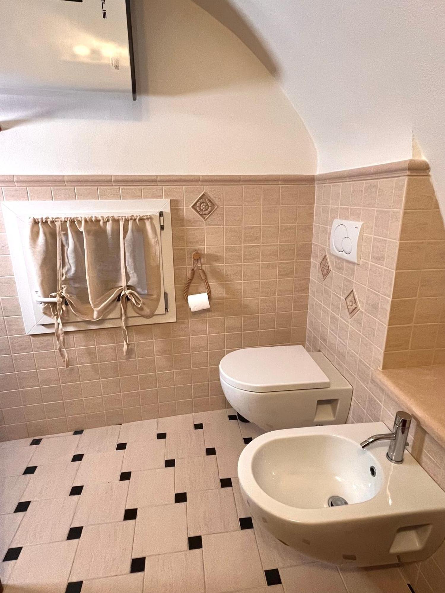 Ca' Pecina - Casa Vacanze Dolceacqua Extérieur photo