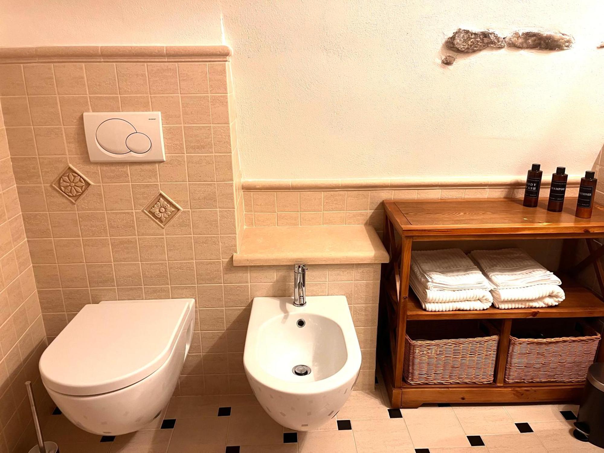 Ca' Pecina - Casa Vacanze Dolceacqua Extérieur photo